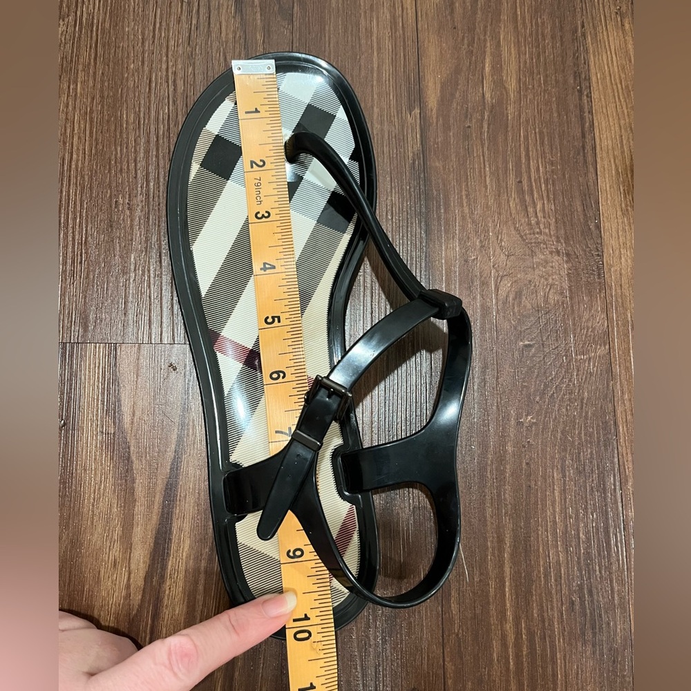 Burberry Black Plaid Jelly Women's Sandals Size 40 - Picture 11 of 14
